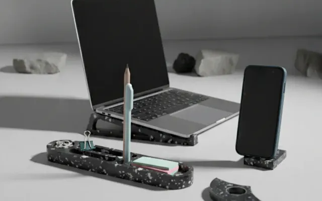 Kit de escritorio de plástico reciclado negro moteado con soporte de notebook, organizador y alza smartphone